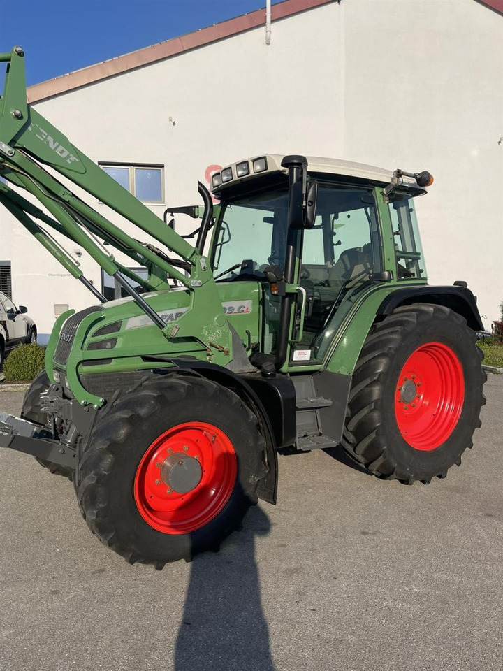 Fendt 309 Ci mit Frontlader, FKH, DL, Klima, 8250Bh, Baujahr 2005 - جرار: صورة 2 Fendt 309 Ci mit Frontlader, FKH, DL, Klima, 8250Bh, Baujahr 2005 - جرار: صورة 2