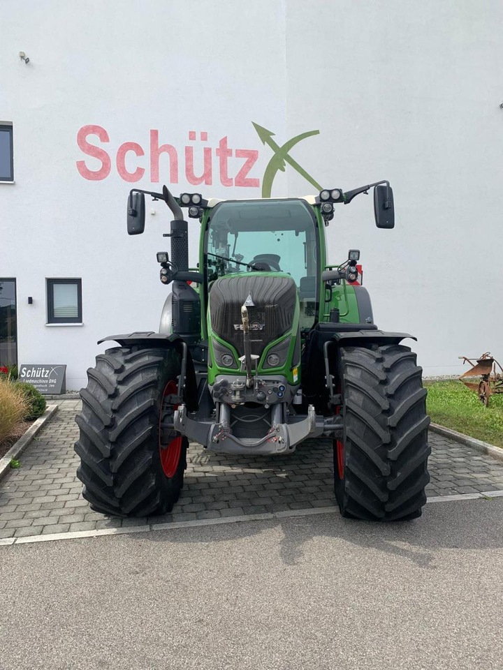 Fendt 724 Vario Power Plus GPS, Baujahr 2019 - جرار: صورة 3 Fendt 724 Vario Power Plus GPS, Baujahr 2019 - جرار: صورة 3