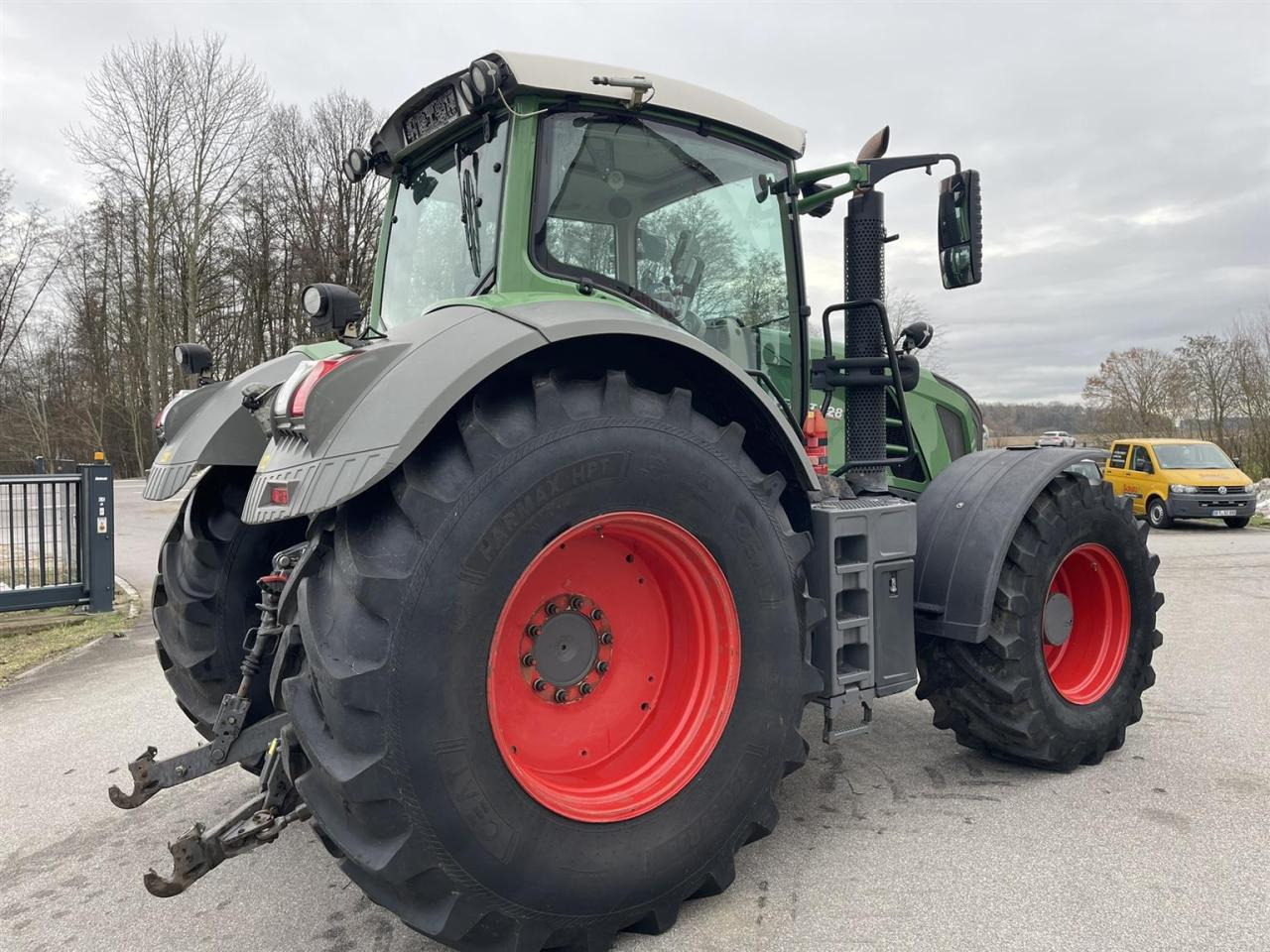 Fendt 828 Vario Profi Plus, GPS, FZW, 5DW, Baujahr 2014 - جرار: صورة 4 Fendt 828 Vario Profi Plus, GPS, FZW, 5DW, Baujahr 2014 - جرار: صورة 4