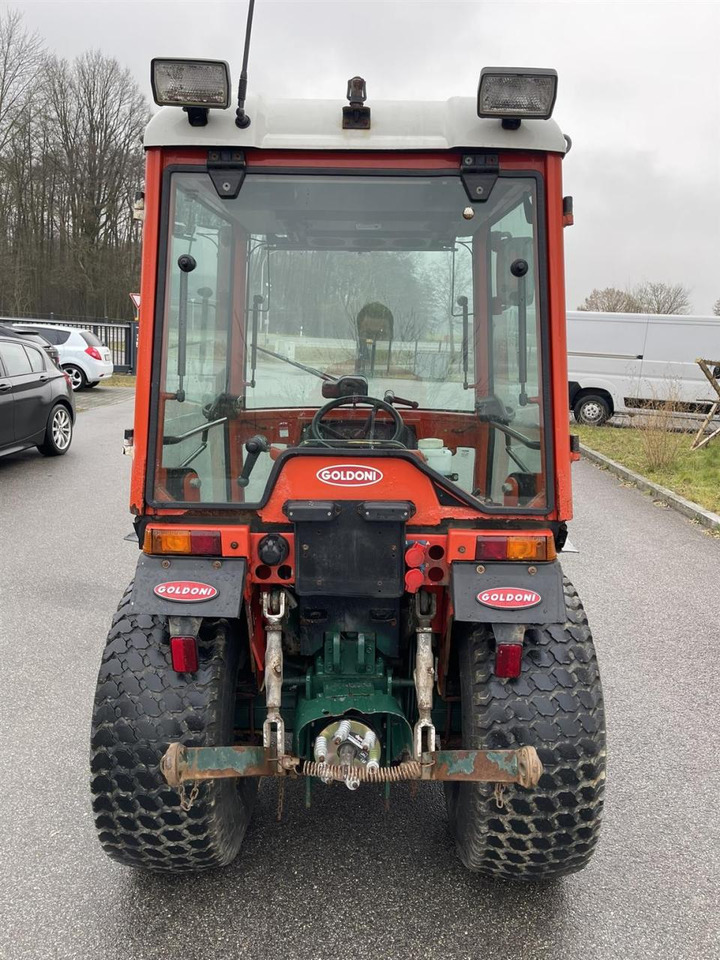 Goldoni IDEA 30HST Goldoni, Rasenmäher und Mulcher, Kabine, Frontkraftheber, Heckhubwerkanhängung - جرار: صورة 4 Goldoni IDEA 30HST Goldoni, Rasenmäher und Mulcher, Kabine, Frontkraftheber, Heckhubwerkanhängung - جرار: صورة 4