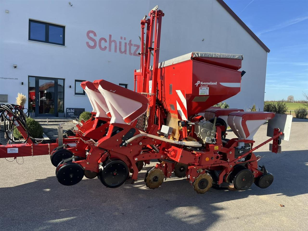 Kverneland Optima HD, e-drive mit Section Control, Baujahr 2016, Kverneland Einzelkornsägerat - آلة نثر البذور الدقيقة: صورة 2 Kverneland Optima HD, e-drive mit Section Control, Baujahr 2016, Kverneland Einzelkornsägerat - آلة نثر البذور الدقيقة: صورة 2
