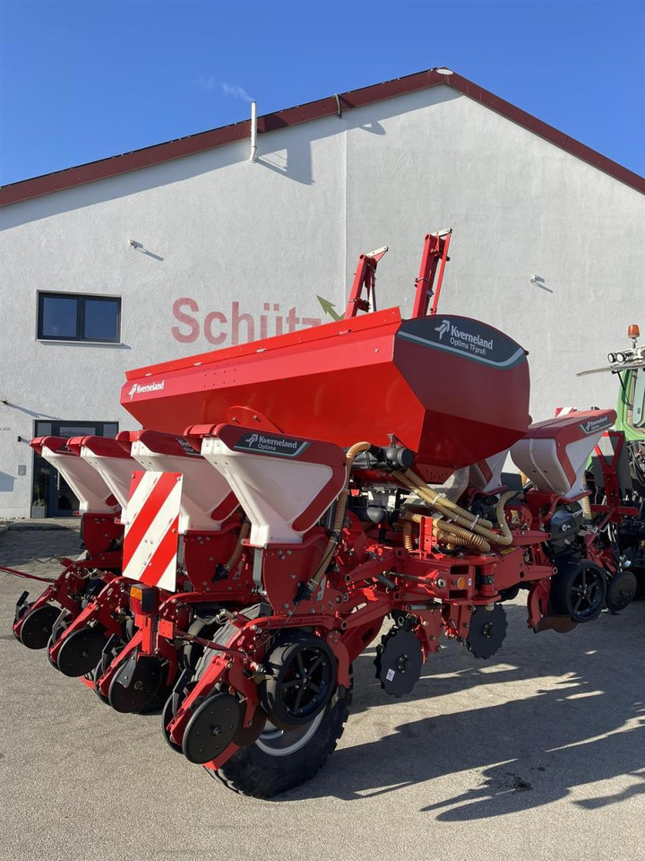 Kverneland Optima TF Profi 2, 8-reihig, mechanischer Antrieb, Düngeeinrichtug, Baujahr 2018, gepflegter Zustand - آلة نثر البذور الدقيقة: صورة 5 Kverneland Optima TF Profi 2, 8-reihig, mechanischer Antrieb, Düngeeinrichtug, Baujahr 2018, gepflegter Zustand - آلة نثر البذور الدقيقة: صورة 5