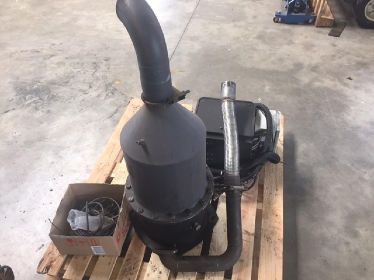 Merlo Rußpartikelfilter für Merlo Teleskoplader - رافعة تلسكوبية: صورة 2 Merlo Rußpartikelfilter für Merlo Teleskoplader - رافعة تلسكوبية: صورة 2