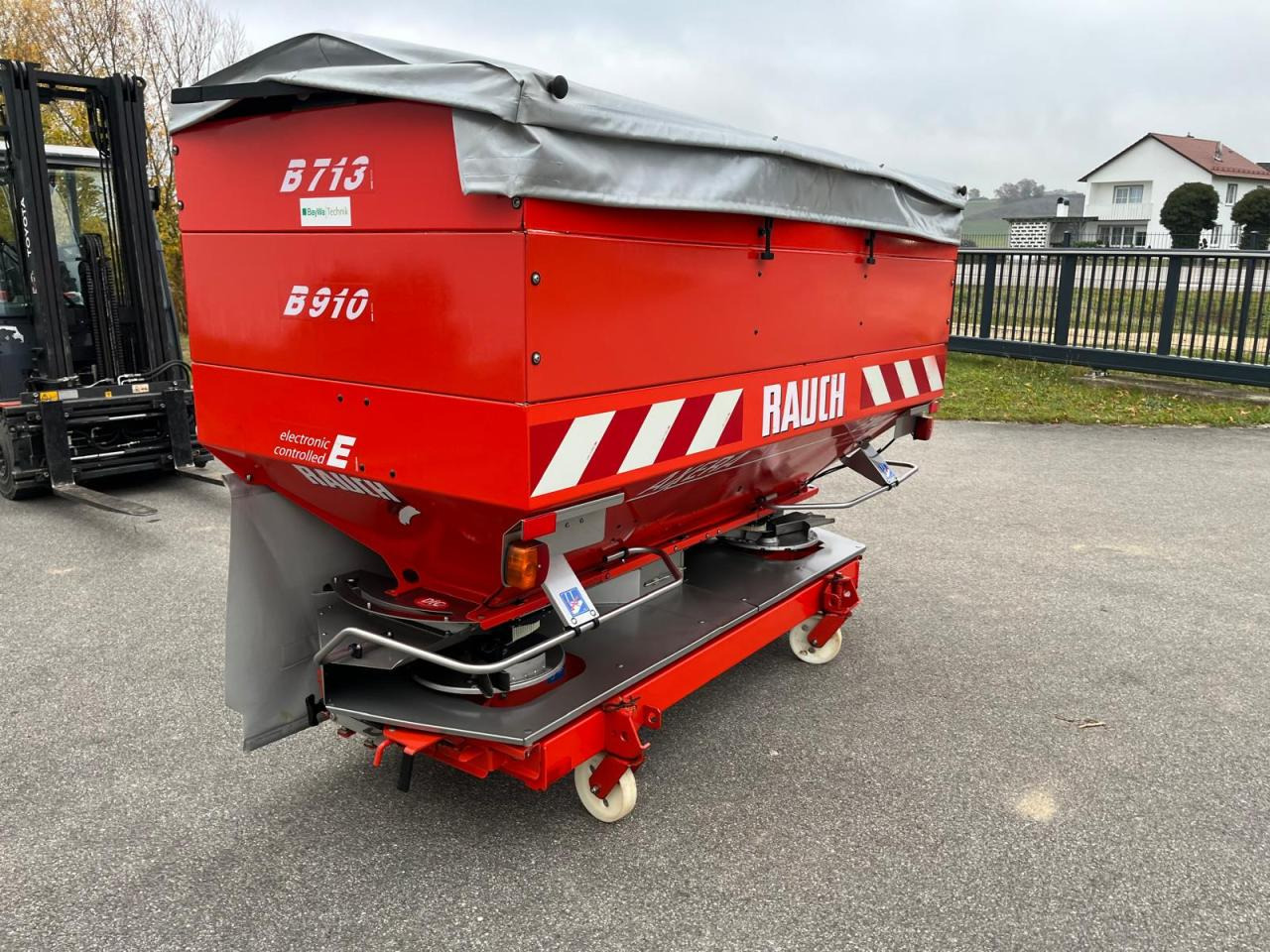 Rauch Axera H-EMC Top Zustand Düngerstreuer - آلة رش السماد: صورة 5 Rauch Axera H-EMC Top Zustand Düngerstreuer - آلة رش السماد: صورة 5