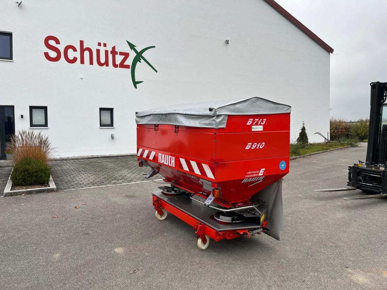 Rauch Axera H-EMC Top Zustand Düngerstreuer - آلة رش السماد: صورة 3 Rauch Axera H-EMC Top Zustand Düngerstreuer - آلة رش السماد: صورة 3