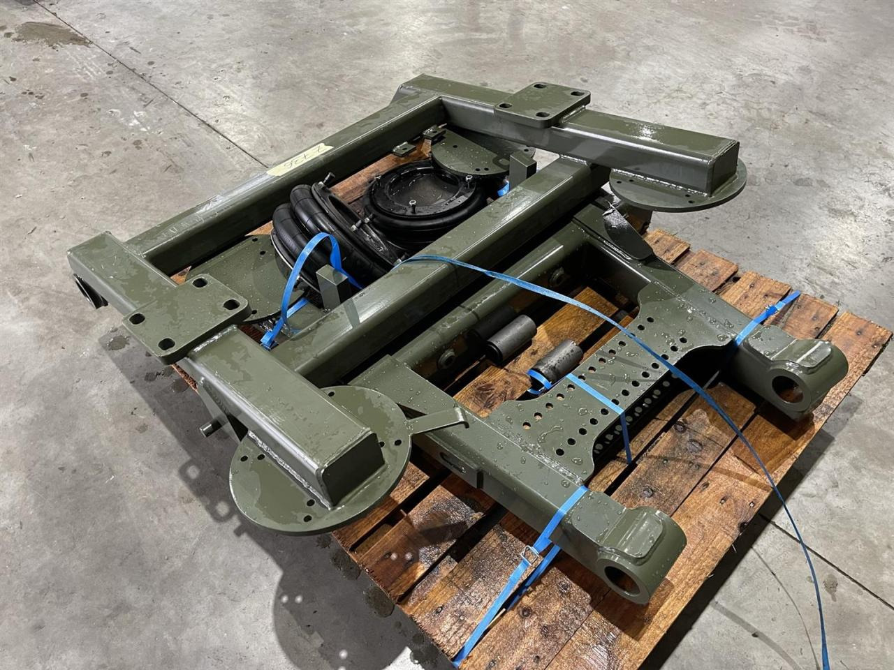 Tecnoma Tecnoma Fortis Fahrwerk - إطار/ شاسيه - الآلات الزراعية: صورة 3 Tecnoma Tecnoma Fortis Fahrwerk - إطار/ شاسيه - الآلات الزراعية: صورة 3