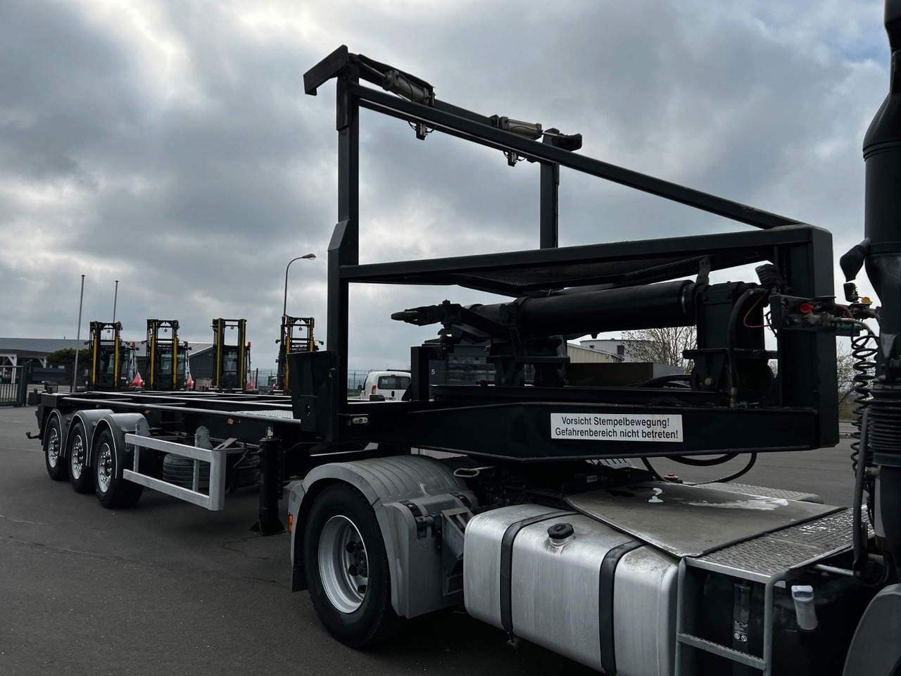 جديدة نصف مقطورة لنقل الحاويات H&W 3- Achs Auflieger für Presscontainer H&W 3- Achs Auflieger für Presscontainer: صورة 15