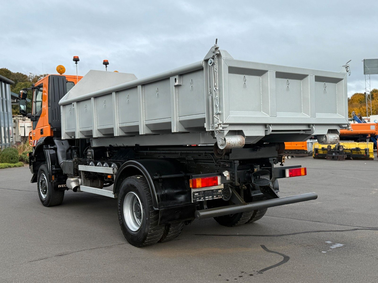 Iveco Trakker 330 EEV Winterdienst Abroll - شاحنة ذات خطاف: صورة 3 Iveco Trakker 330 EEV Winterdienst Abroll - شاحنة ذات خطاف: صورة 3