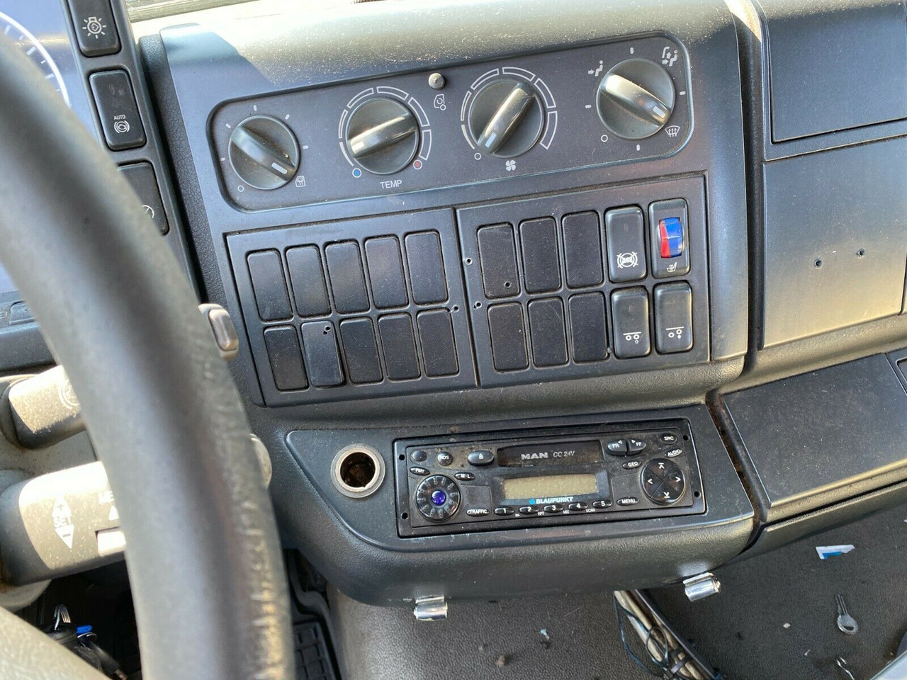 شاحنة هيكل كابينة MAN 26.310 6x2 Hydraulik MAN 26.310 6x2 Hydraulik: صورة 13 شاحنة هيكل كابينة MAN 26.310 6x2 Hydraulik MAN 26.310 6x2 Hydraulik: صورة 13