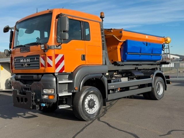 MAN TGA 18.360 4x4 Winterdienst Meiller Abroller - شاحنة ذات خطاف: صورة 1 MAN TGA 18.360 4x4 Winterdienst Meiller Abroller - شاحنة ذات خطاف: صورة 1