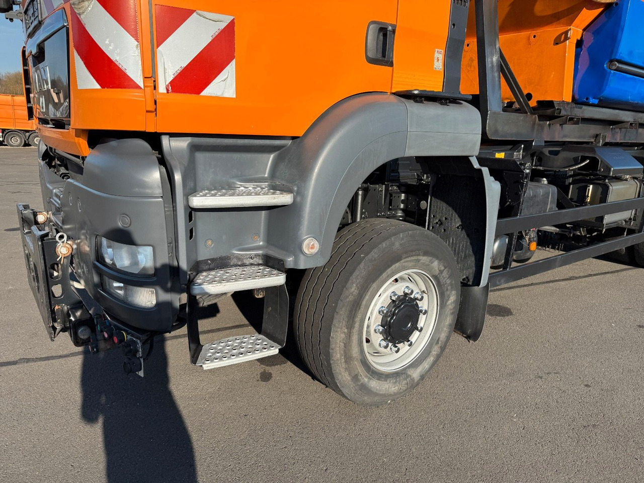 MAN TGS 18.360 4x4 Winterdienst Meiller Abroller - شاحنة ذات خطاف: صورة 4 MAN TGS 18.360 4x4 Winterdienst Meiller Abroller - شاحنة ذات خطاف: صورة 4