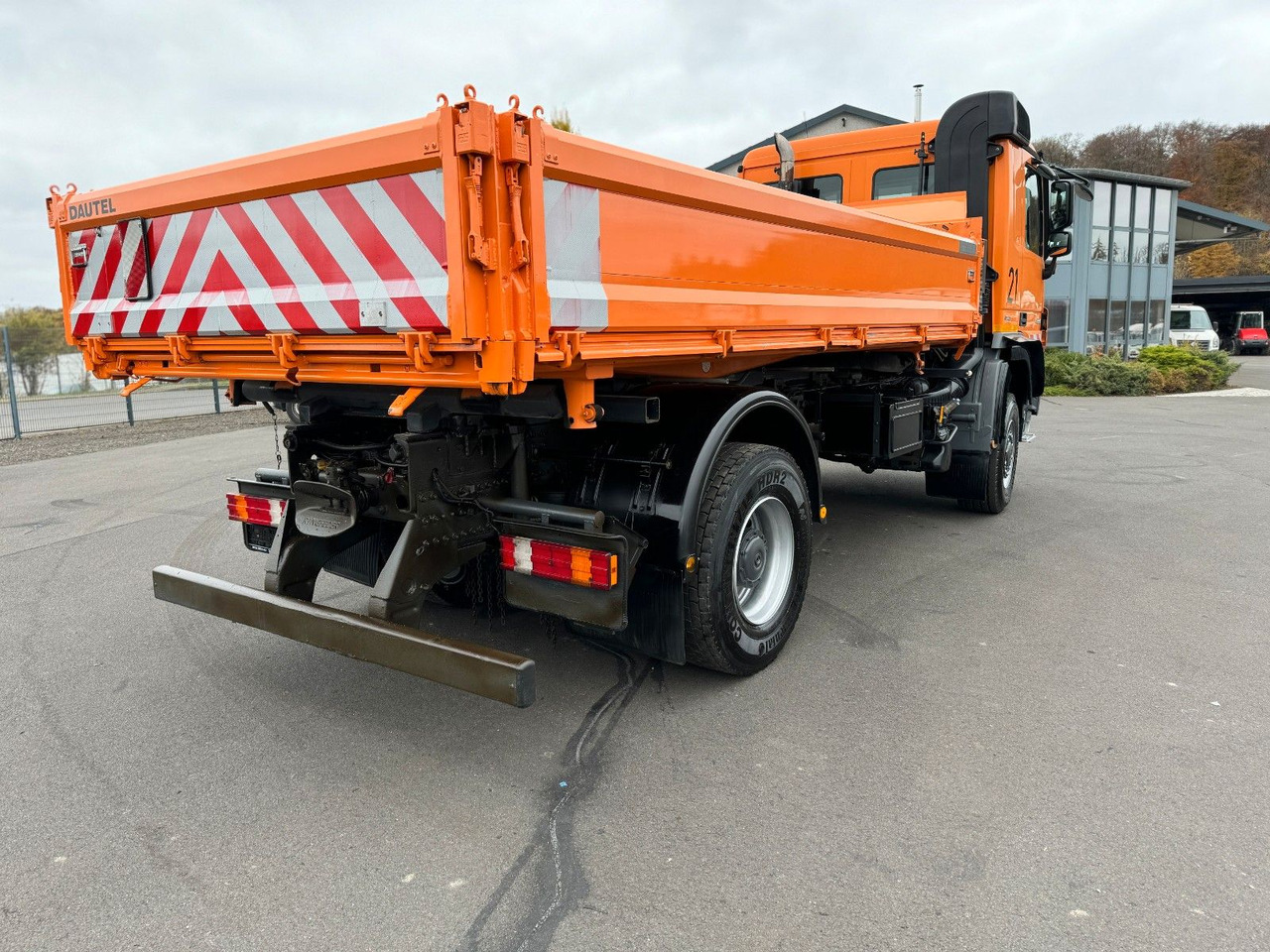 Mercedes-Benz Actros 2036 4x4 Meiler Kipper Winterdienst Euro5 Mercedes-Benz Actros 2036 4x4 Meiller Kipper Winterdienst E 5 - شاحنة قلاب: صورة 4 Mercedes-Benz Actros 2036 4x4 Meiler Kipper Winterdienst Euro5 Mercedes-Benz Actros 2036 4x4 Meiller Kipper Winterdienst E 5 - شاحنة قلاب: صورة 4