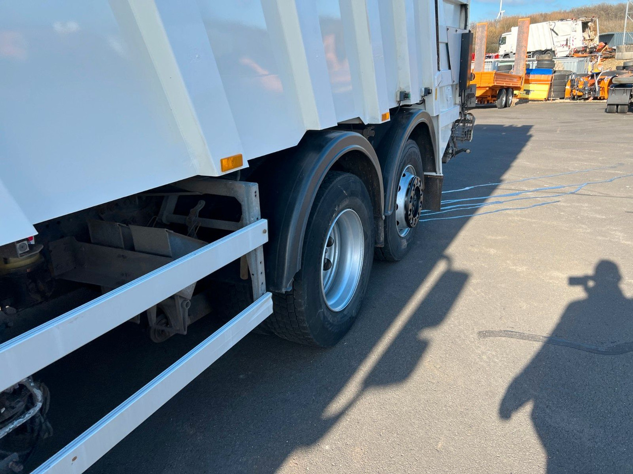 Mercedes-Benz Actros 2532 6x2 MP3 Faun Power Press 524 Mercedes-Benz Actros 2532 6x2 MP3 Faun Power Press 524 - شاحنة النفايات: صورة 4 Mercedes-Benz Actros 2532 6x2 MP3 Faun Power Press 524 Mercedes-Benz Actros 2532 6x2 MP3 Faun Power Press 524 - شاحنة النفايات: صورة 4
