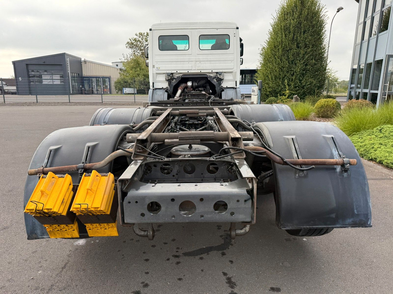 Mercedes-Benz Actros 2532 MP 3 Fahrgestell - شاحنة هيكل كابينة: صورة 4 Mercedes-Benz Actros 2532 MP 3 Fahrgestell - شاحنة هيكل كابينة: صورة 4