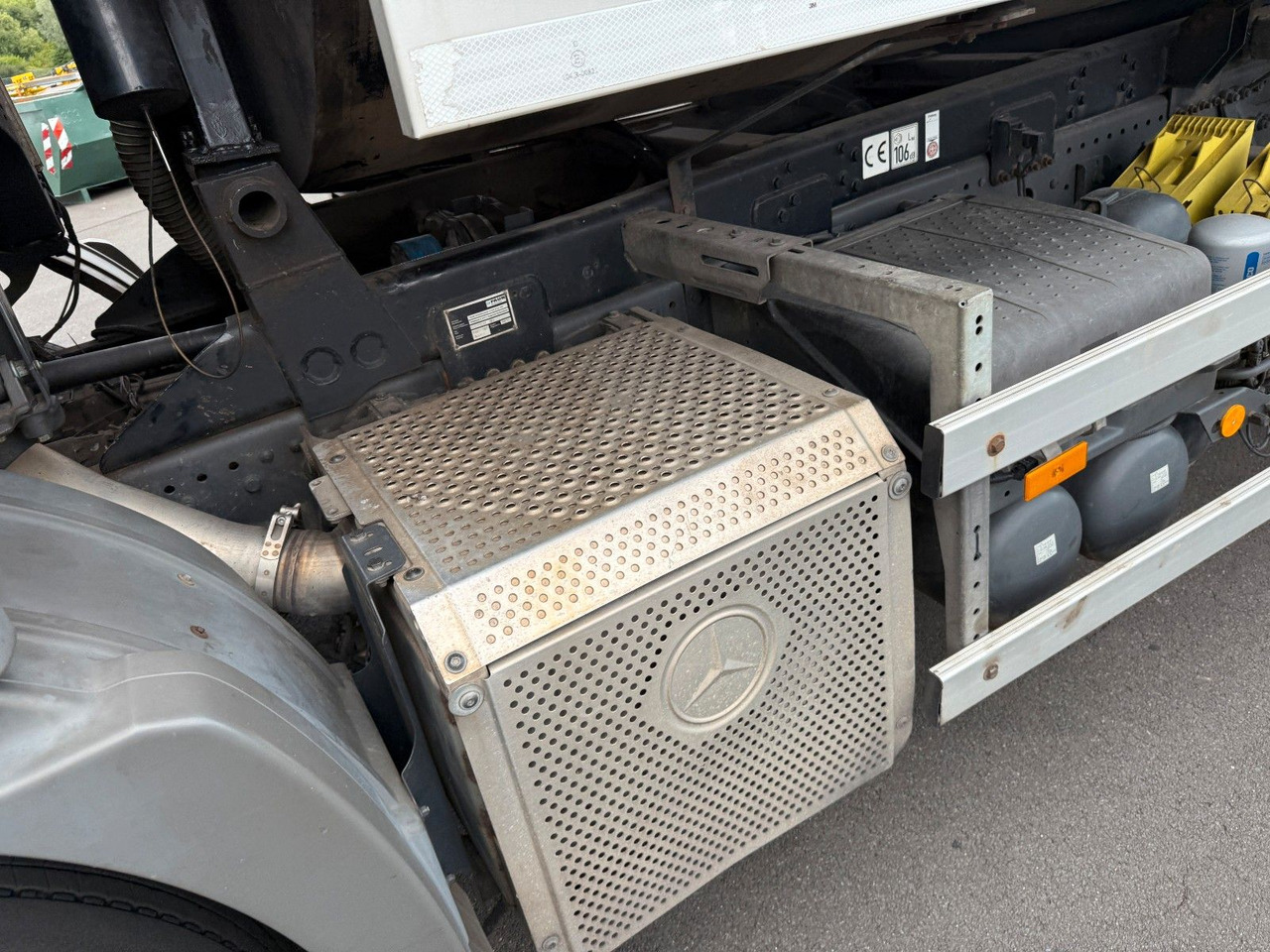 Mercedes-Benz Actros MP3 2532 6x2 Faun Rotorpress 521 - شاحنة النفايات: صورة 5 Mercedes-Benz Actros MP3 2532 6x2 Faun Rotorpress 521 - شاحنة النفايات: صورة 5