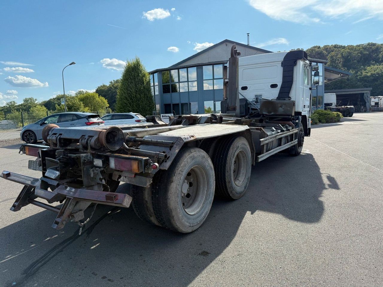 Volvo 380 F 12 Intercooler - Blattfederung- Schaltgetr - شاحنة هيكل كابينة: صورة 4 Volvo 380 F 12 Intercooler - Blattfederung- Schaltgetr - شاحنة هيكل كابينة: صورة 4