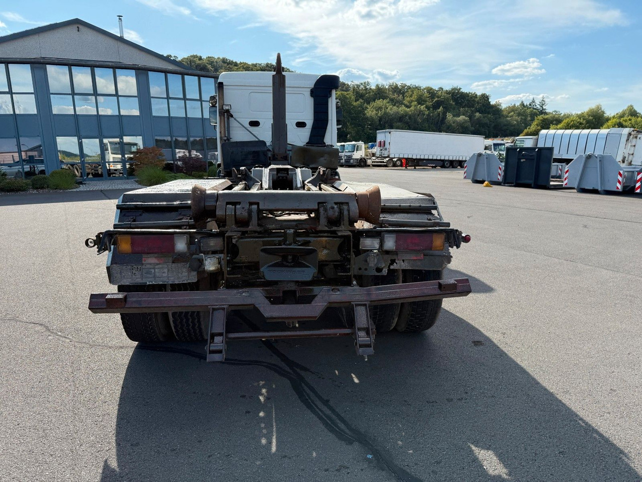 Volvo 380 F 12 Intercooler - Blattfederung- Schaltgetr - شاحنة هيكل كابينة: صورة 5 Volvo 380 F 12 Intercooler - Blattfederung- Schaltgetr - شاحنة هيكل كابينة: صورة 5