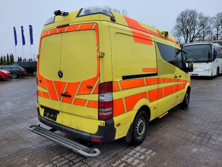 MERCEDES – BENZ SPRINTER 2.2D AMBULANCE (PROFILE) KLIMA 11.2014 EURO 5 - سيارة اسعاف: صورة 4 MERCEDES – BENZ SPRINTER 2.2D AMBULANCE (PROFILE) KLIMA 11.2014 EURO 5 - سيارة اسعاف: صورة 4