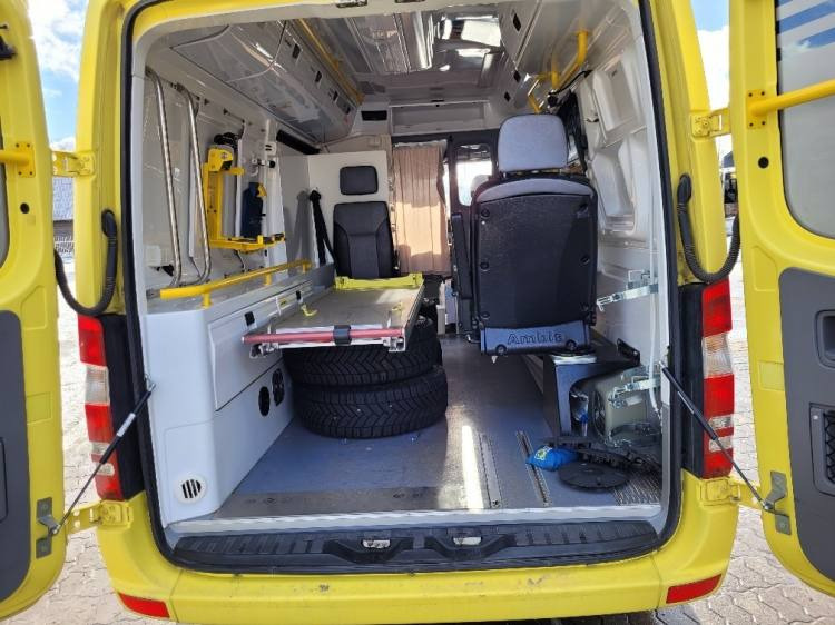 MERCEDES – BENZ SPRINTER 3.0D AMBULANCE (PROFILE) KLIMA 2.2016 EURO 6 - سيارة اسعاف: صورة 4 MERCEDES – BENZ SPRINTER 3.0D AMBULANCE (PROFILE) KLIMA 2.2016 EURO 6 - سيارة اسعاف: صورة 4