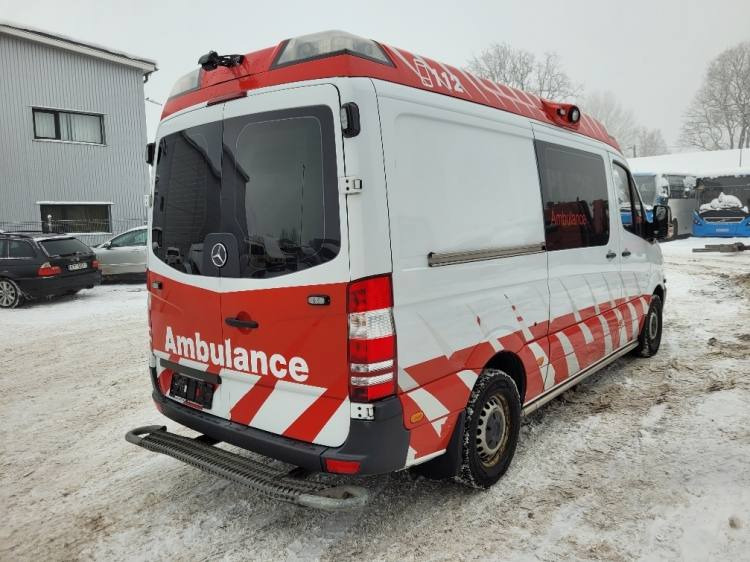 MERCEDES – BENZ SPRINTER 3.0D AMBULANCE (PROFILE) KLIMA 7.2015 EURO 6 - سيارة اسعاف: صورة 4 MERCEDES – BENZ SPRINTER 3.0D AMBULANCE (PROFILE) KLIMA 7.2015 EURO 6 - سيارة اسعاف: صورة 4
