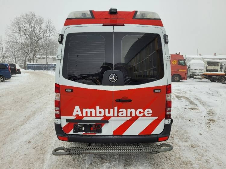 MERCEDES – BENZ SPRINTER 3.0D AMBULANCE (PROFILE) KLIMA 7.2015 EURO 6 - سيارة اسعاف: صورة 5 MERCEDES – BENZ SPRINTER 3.0D AMBULANCE (PROFILE) KLIMA 7.2015 EURO 6 - سيارة اسعاف: صورة 5
