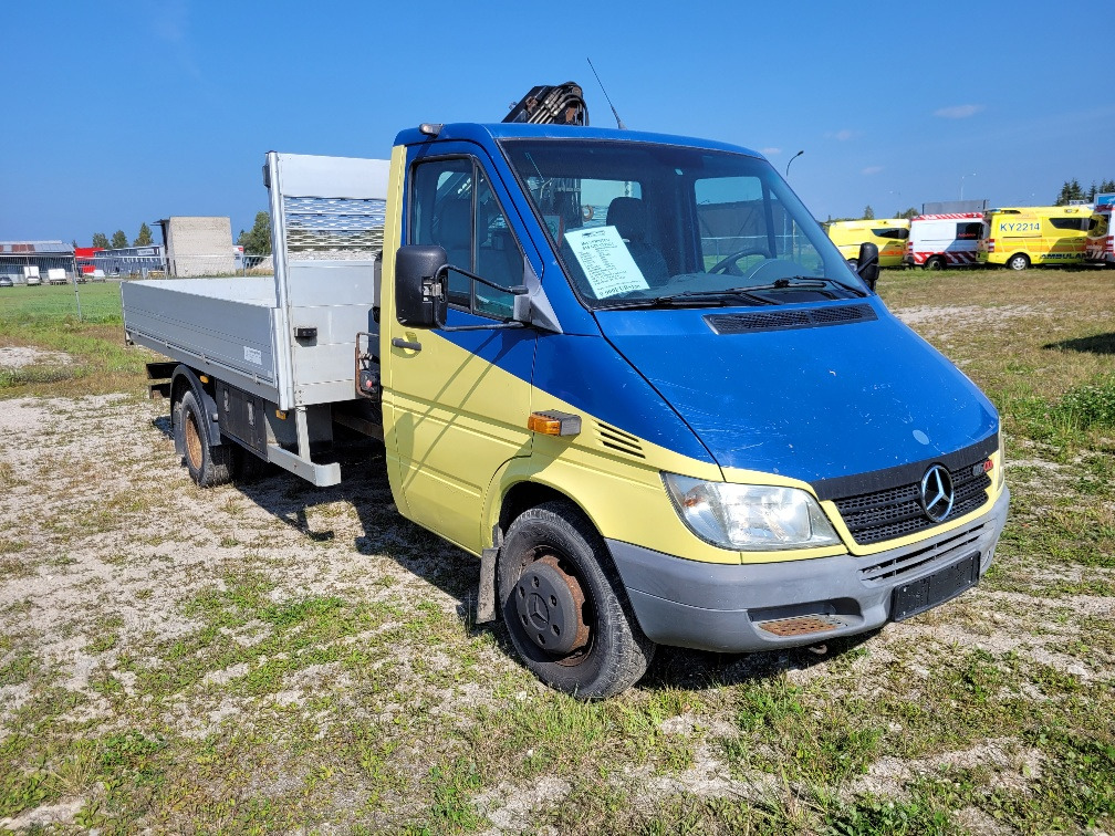 MERCEDES – BENZ SPRINTER 616CDI HIAB 027-2 Crane 10.2004 - شاحنة مفتوحة: صورة 1 MERCEDES – BENZ SPRINTER 616CDI HIAB 027-2 Crane 10.2004 - شاحنة مفتوحة: صورة 1