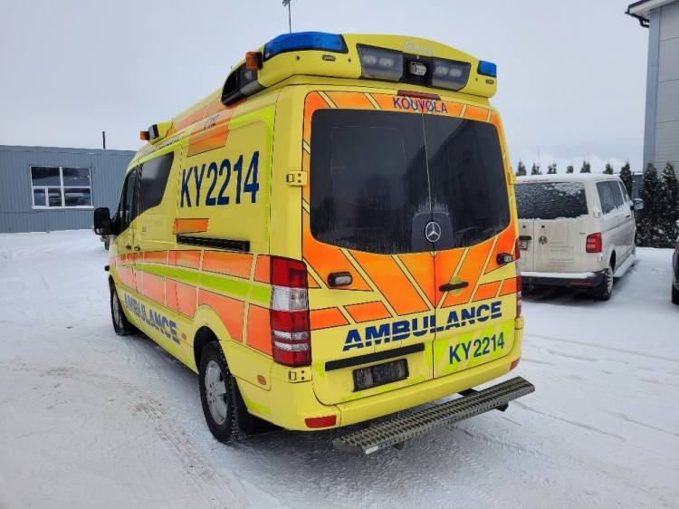 MERCEDES – BENZ SPRINTER AMBULANCE (TAMLANS) KLIMA, 11.2016, EURO 6 - سيارة اسعاف: صورة 5 MERCEDES – BENZ SPRINTER AMBULANCE (TAMLANS) KLIMA, 11.2016, EURO 6 - سيارة اسعاف: صورة 5
