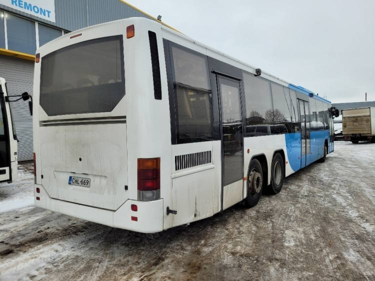 VOLVO B12BLE 8700 KLIMA, 8.2010, EURO 5, RAMP, 58 seats, 14,7m - حافلة سوبربان: صورة 4 VOLVO B12BLE 8700 KLIMA, 8.2010, EURO 5, RAMP, 58 seats, 14,7m - حافلة سوبربان: صورة 4