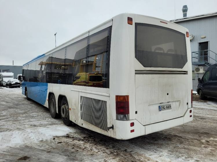 VOLVO B12BLE 8700 KLIMA, 8.2010, EURO 5, RAMP, 58 seats, 14,7m - حافلة سوبربان: صورة 3 VOLVO B12BLE 8700 KLIMA, 8.2010, EURO 5, RAMP, 58 seats, 14,7m - حافلة سوبربان: صورة 3