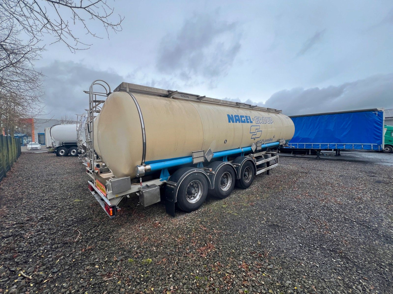 Lag 32000 l Lebensmitteltank mit 3 Kammern, ADR - نصف مقطورة صهريج: صورة 4 Lag 32000 l Lebensmitteltank mit 3 Kammern, ADR - نصف مقطورة صهريج: صورة 4