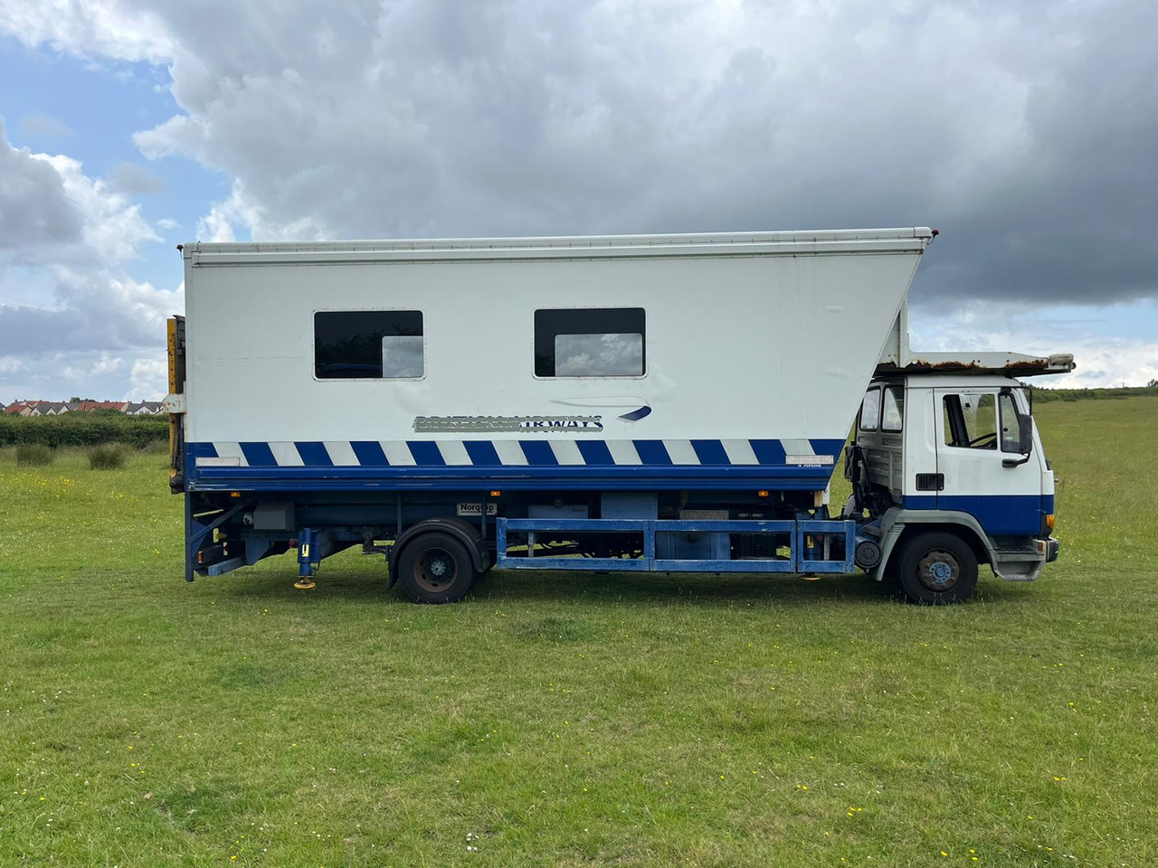 Ambulift Nordquip PRM: صورة 6