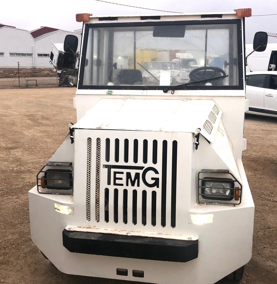 TEMG TRACTOR/DIESEL TG5000 - جرارات الأمتعة: صورة 3 TEMG TRACTOR/DIESEL TG5000 - جرارات الأمتعة: صورة 3