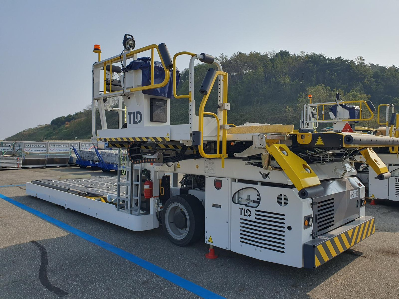 TLD Loader TXL838 - محملات الحاويات والمنصات النقالة: صورة 1 TLD Loader TXL838 - محملات الحاويات والمنصات النقالة: صورة 1