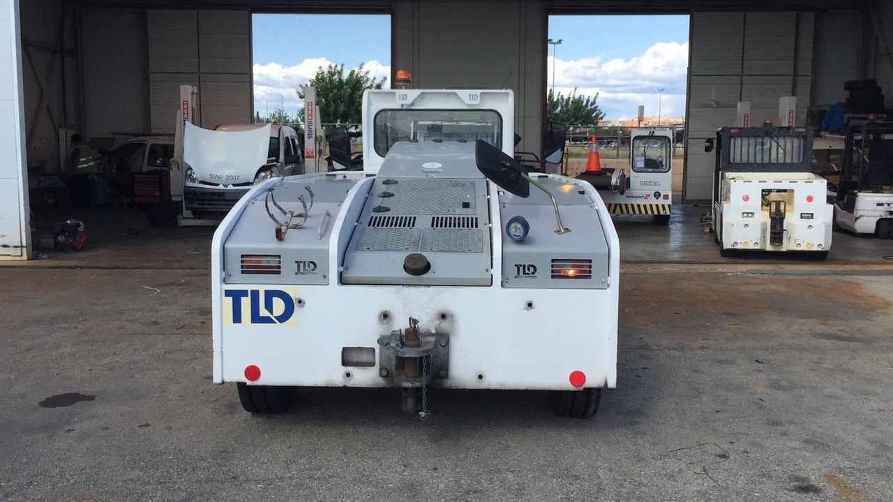 TLD TMX150-9 - جرارات الطائرات: صورة 5 TLD TMX150-9 - جرارات الطائرات: صورة 5