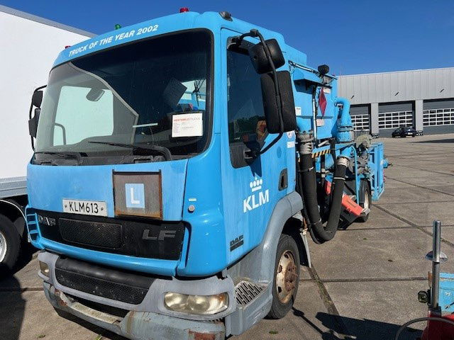 DAF LF 45 FA45.130 LF - شاحنة صهريج: صورة 1 DAF LF 45 FA45.130 LF - شاحنة صهريج: صورة 1