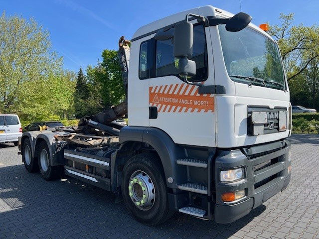 MAN TGA 26.360 TGA 26.360 6x4 Steelspring - شاحنات الحاويات / جسم علوي قابل للتغيير شاحنة: صورة 1 MAN TGA 26.360 TGA 26.360 6x4 Steelspring - شاحنات الحاويات / جسم علوي قابل للتغيير شاحنة: صورة 1