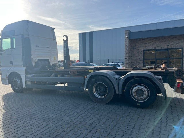 MAN TGA 26.440 .440 6x2 - شاحنات الحاويات / جسم علوي قابل للتغيير شاحنة: صورة 3 MAN TGA 26.440 .440 6x2 - شاحنات الحاويات / جسم علوي قابل للتغيير شاحنة: صورة 3