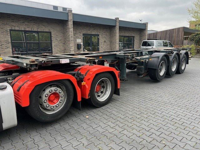 Pacton 3142 C-32 - نصف مقطورة لنقل الحاويات: صورة 2 Pacton 3142 C-32 - نصف مقطورة لنقل الحاويات: صورة 2