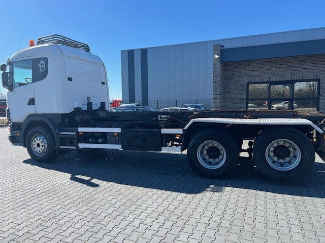 Scania R144-460 V8 .460 6x2 - شاحنات الحاويات / جسم علوي قابل للتغيير شاحنة: صورة 4 Scania R144-460 V8 .460 6x2 - شاحنات الحاويات / جسم علوي قابل للتغيير شاحنة: صورة 4