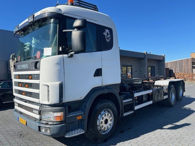 Scania R144-460 V8 .460 6x2 - شاحنات الحاويات / جسم علوي قابل للتغيير شاحنة: صورة 1 Scania R144-460 V8 .460 6x2 - شاحنات الحاويات / جسم علوي قابل للتغيير شاحنة: صورة 1