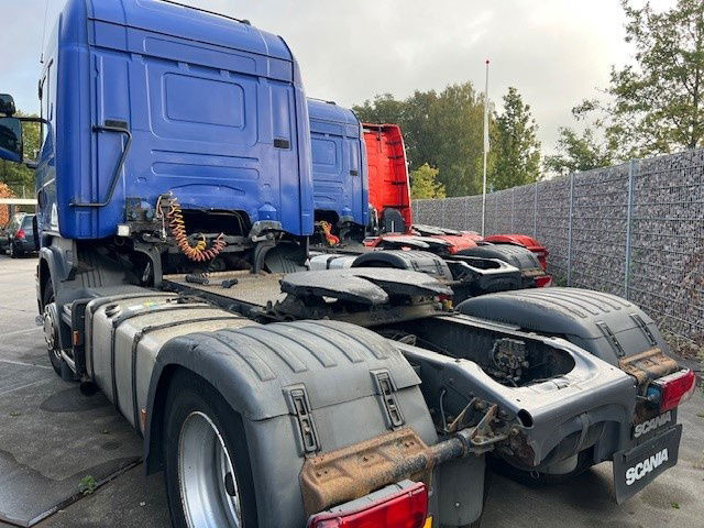 Scania R440 Manuel - وحدة جر: صورة 4 Scania R440 Manuel - وحدة جر: صورة 4