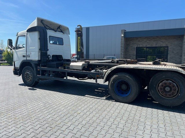 Volvo FM 12.420 FM12.420 6x2 - شاحنة هيكل كابينة: صورة 3 Volvo FM 12.420 FM12.420 6x2 - شاحنة هيكل كابينة: صورة 3