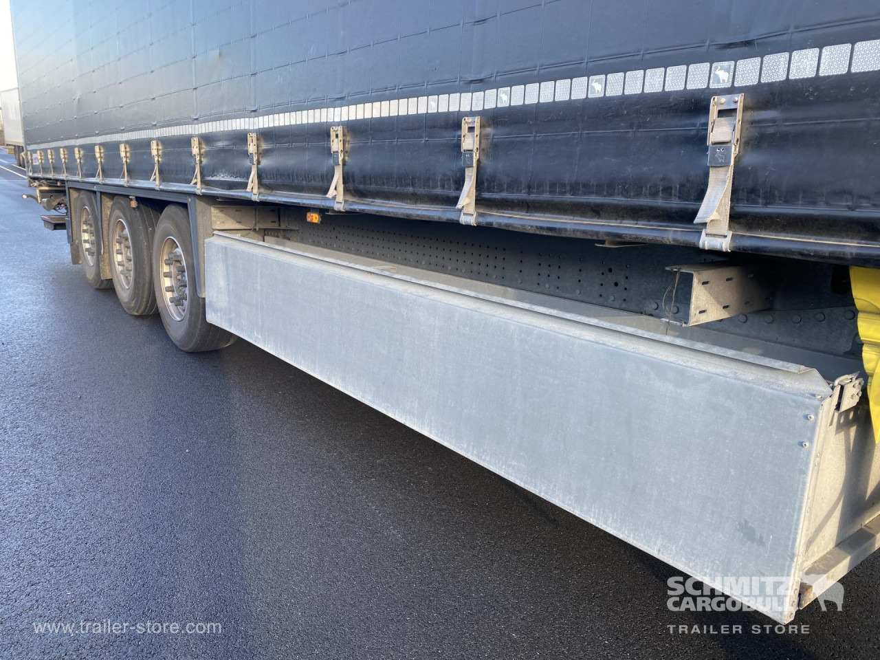 SCHMITZ Curtainsider Standard Taillift - نصف مقطورة ستارة: صورة 4 SCHMITZ Curtainsider Standard Taillift - نصف مقطورة ستارة: صورة 4