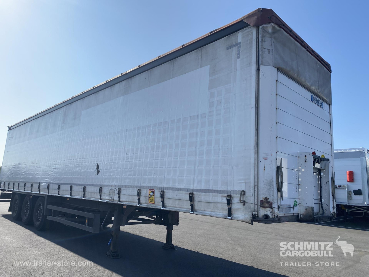 SCHMITZ Curtainsider Standard - نصف مقطورة ستارة: صورة 1 SCHMITZ Curtainsider Standard - نصف مقطورة ستارة: صورة 1