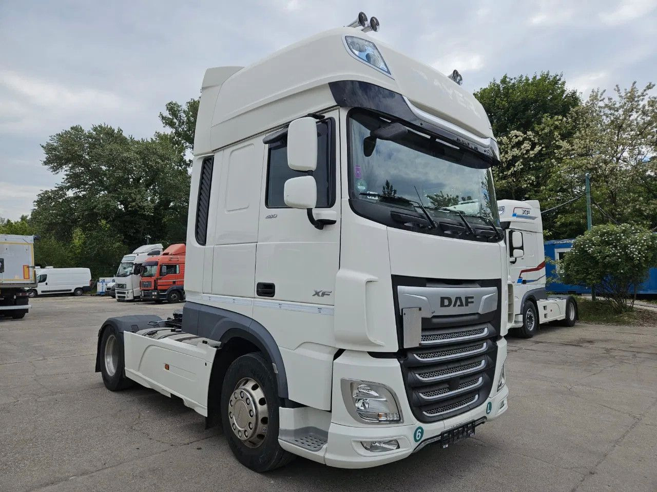 DAF XF 480 SSC Full Spoiler Alloy wheels Standklima - وحدة جر: صورة 2 DAF XF 480 SSC Full Spoiler Alloy wheels Standklima - وحدة جر: صورة 2