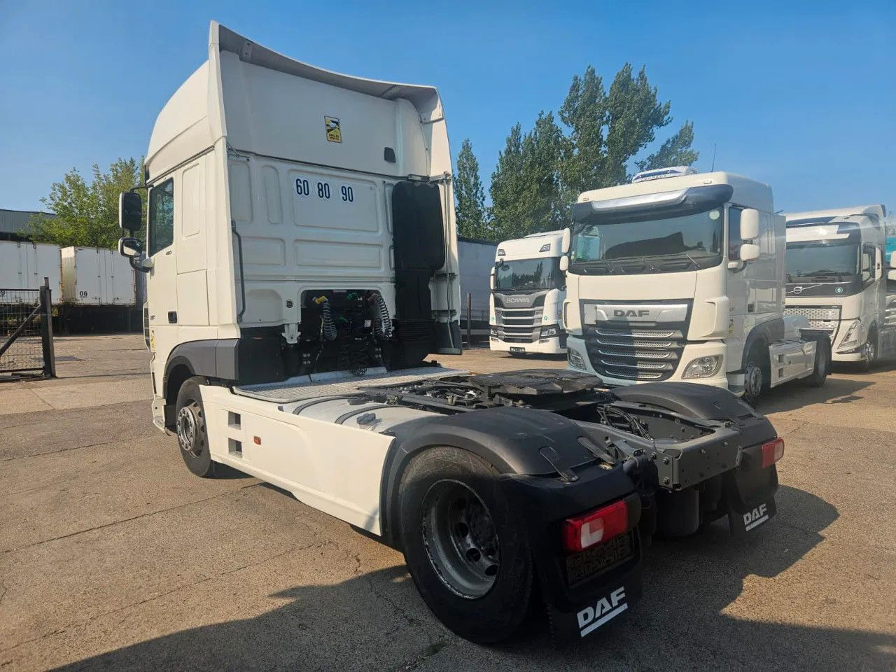 DAF XF 480 SSC-Standard-StandKlima-9 Units - وحدة جر: صورة 4 DAF XF 480 SSC-Standard-StandKlima-9 Units - وحدة جر: صورة 4