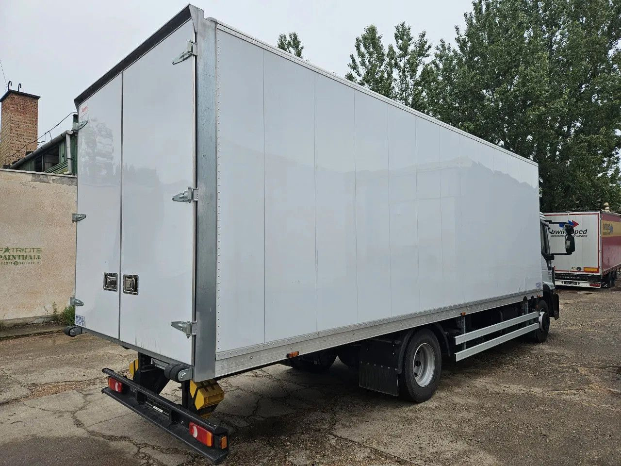 شاحنة مقفلة Iveco EuroCargo 120 - 210 BOX 12t Only 7554 km: صورة 6
