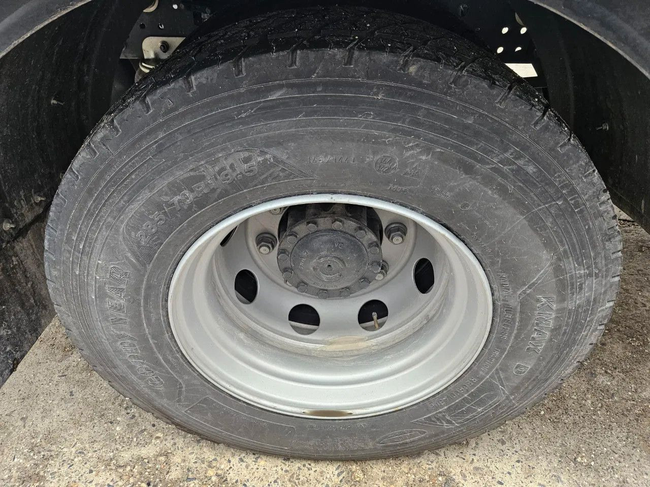 شاحنة مقفلة Iveco EuroCargo 120 - 210 BOX 12t Only 7554 km: صورة 18