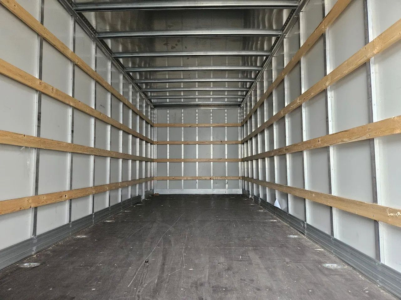 شاحنة مقفلة Iveco EuroCargo 120 - 210 BOX 12t Only 7554 km: صورة 7
