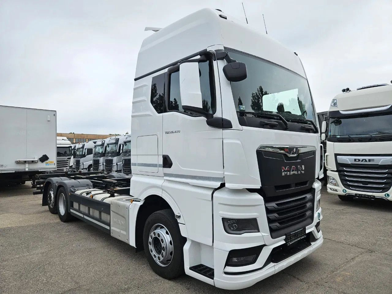 MAN TGX 26.470 XXL BDF 6x2 2 units, NAVI, Lift Axle - شاحنات الحاويات / جسم علوي قابل للتغيير شاحنة: صورة 2 MAN TGX 26.470 XXL BDF 6x2 2 units, NAVI, Lift Axle - شاحنات الحاويات / جسم علوي قابل للتغيير شاحنة: صورة 2